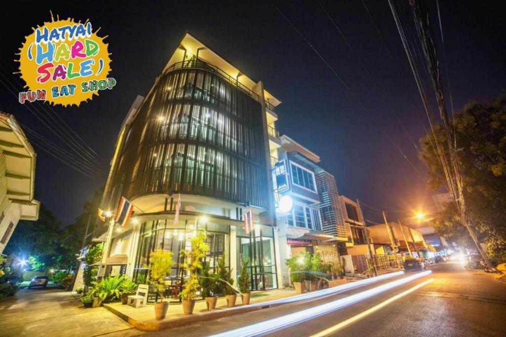 De Poem Loft Boutique Residence Hat Yai Dış mekan fotoğraf